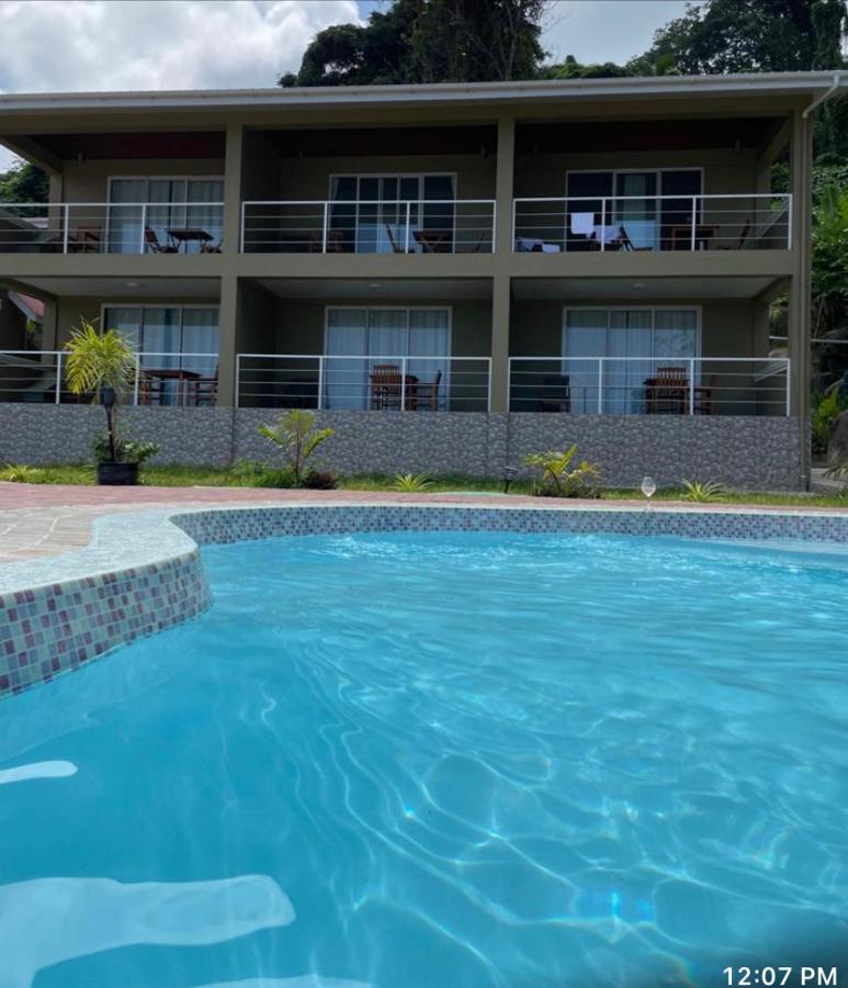 Auguste Holiday Residence Anse Etoile 外观 照片