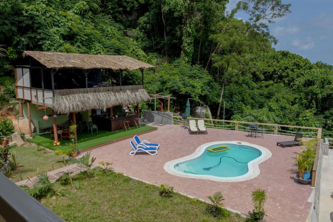 Auguste Holiday Residence Anse Etoile 外观 照片